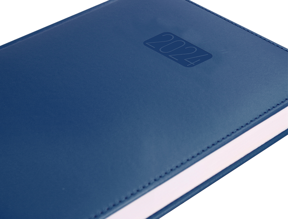 AGENDA ENCUADERNADA LIDERPAPEL CRETA 17X24 CM 2024 SEMANA VISTA COLOR AZUL PAPEL 70 GR